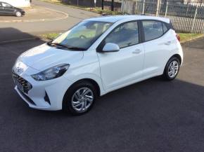 Hyundai i10 1.0 MPi SE 5dr Hatchback Petrol Pure White at Mount Automotive Solutions Halifax